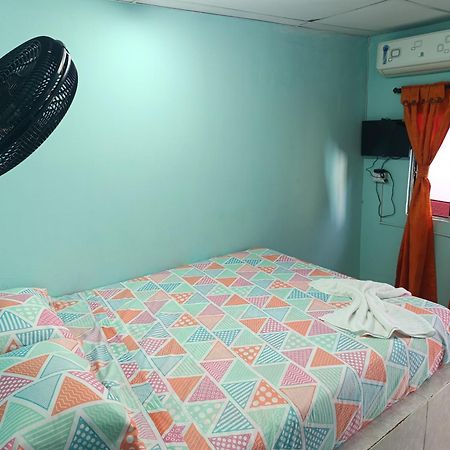 ואיידופאר Hostal Amanecer Del Valle מראה חיצוני תמונה
