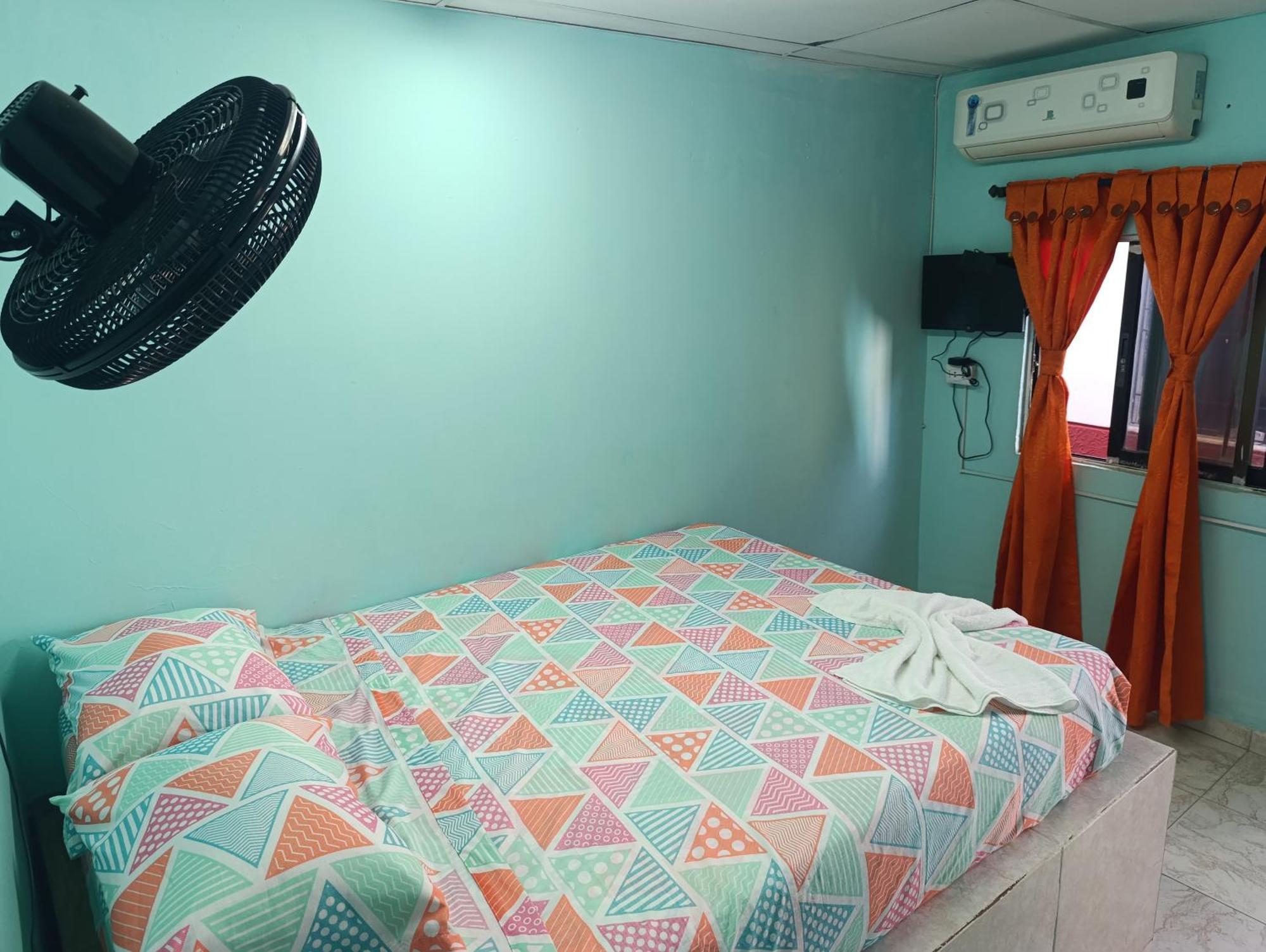 ואיידופאר Hostal Amanecer Del Valle מראה חיצוני תמונה
